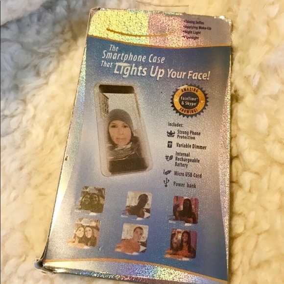 LED Light Up Selfie Case - Picture 5 of 5